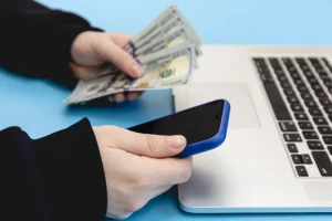 How to transfer money to China from Malaysia: Options and fees