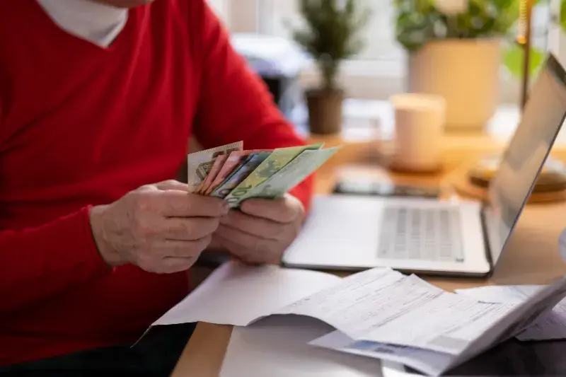 How to Receive Money From Overseas in Australia: A Complete Guide